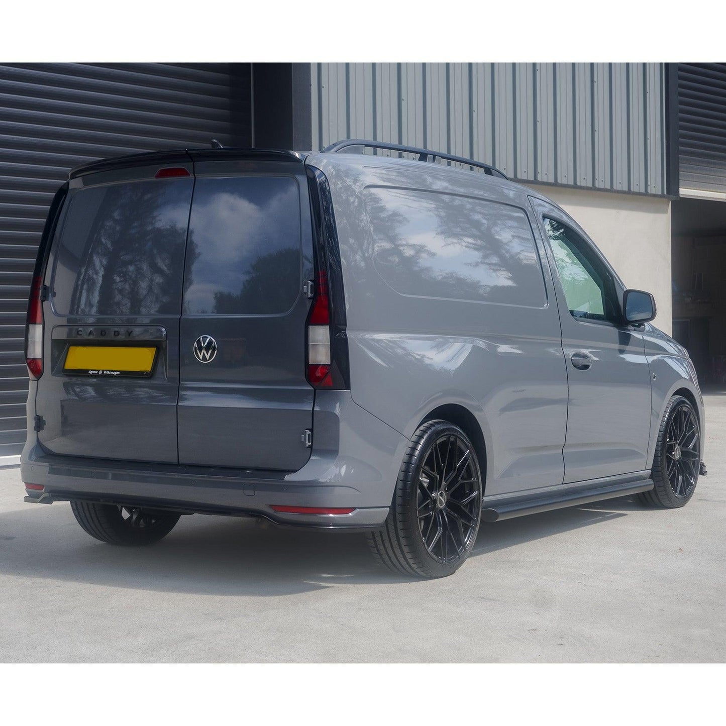 Volkswagen Caddy MK5 2021+ - Rear Bumper Splitter in Gloss Black - TMC Motorsport