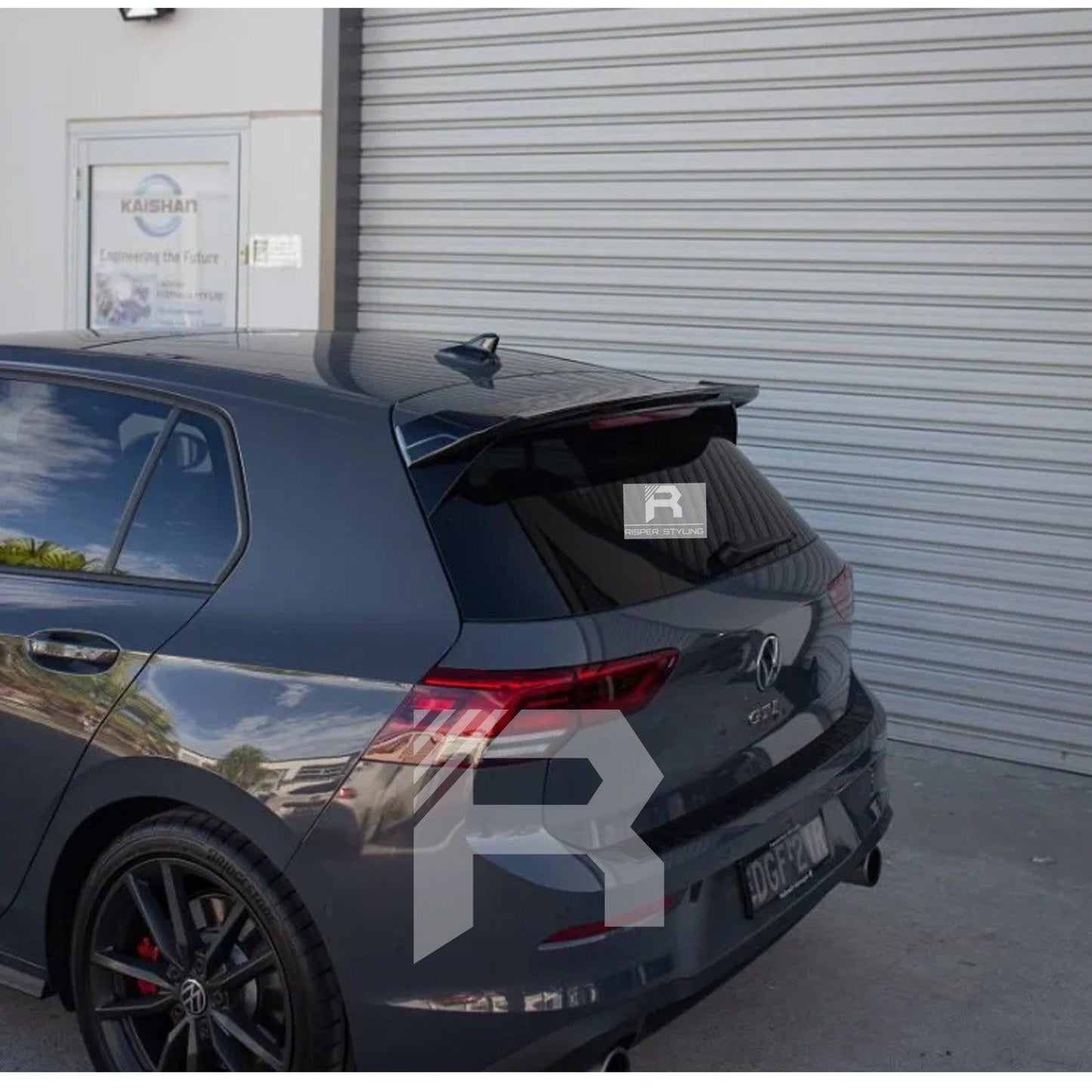 VOLKSWAGEN GOLF MK8 TSI / TDI 2020+ - OSIR STYLE REAR SPOILER - GLOSS BLACK - TMC Motorsport