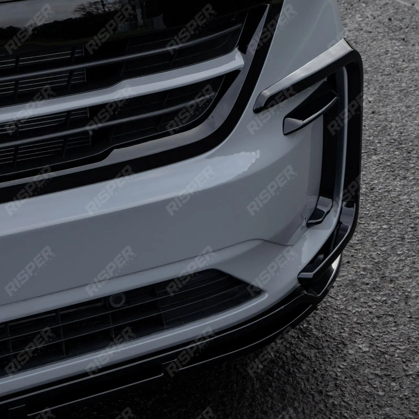 Volkswagen Transporter T7 2025 on Front Splitter Lip In Gloss Black
