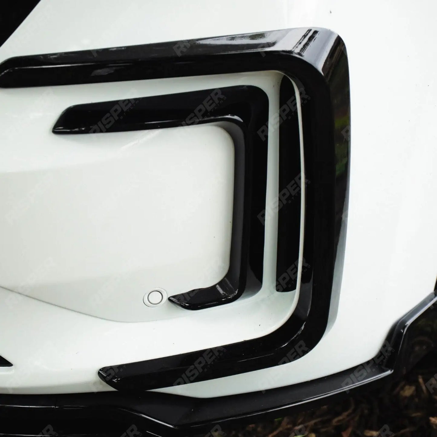 Volkswagen Transporter T7 2025 on Inner Canard Loops In Gloss Black