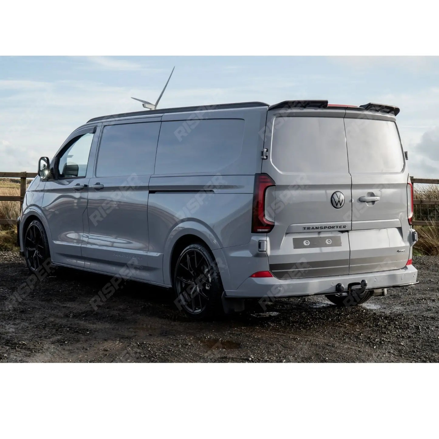 Volkswagen Transporter T7 2025+ Rear Bumper Splitter In Gloss Black
