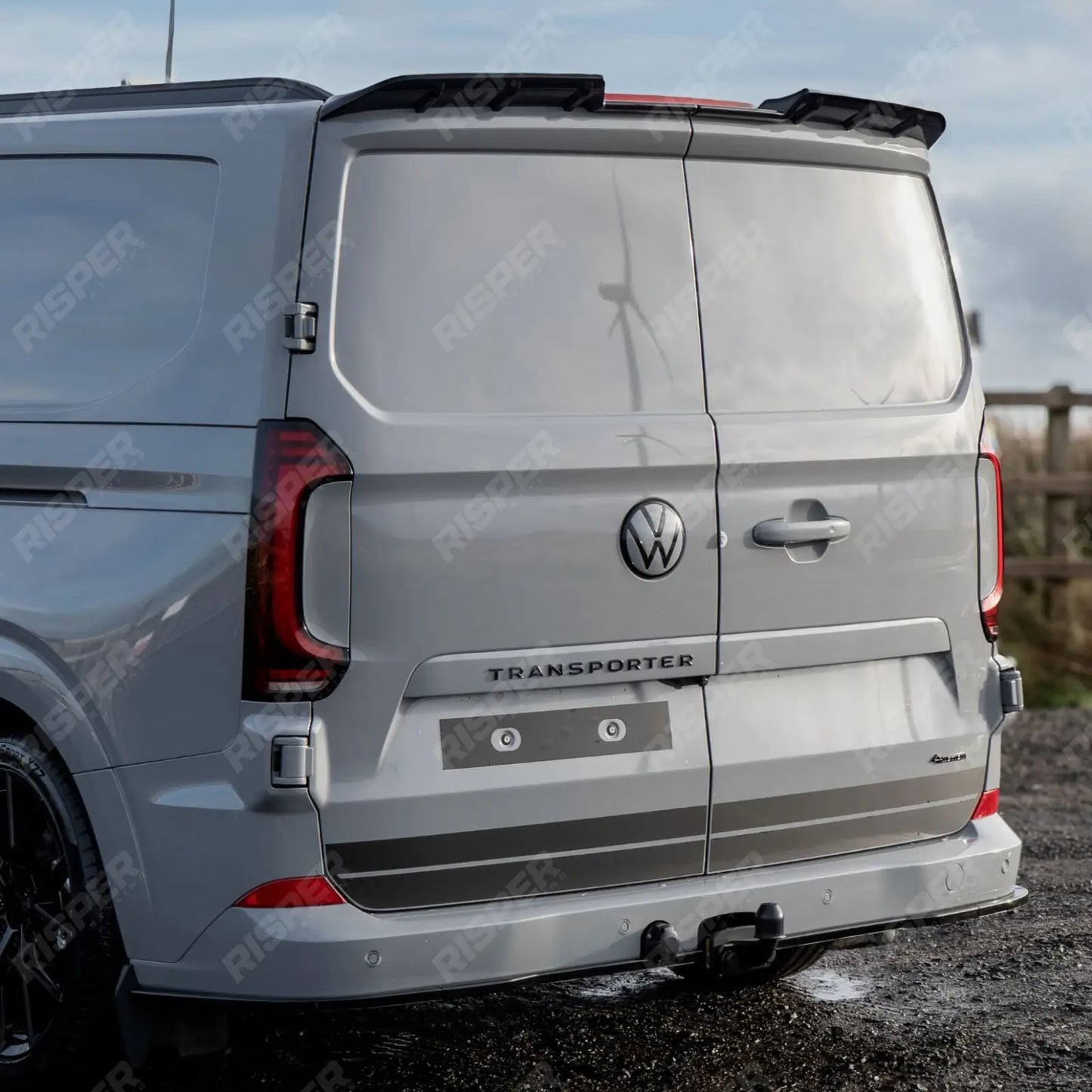 Volkswagen Transporter T7 2025+ Rear Bumper Splitter In Gloss Black
