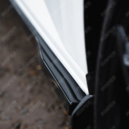 Volkswagen Transporter T7 2025+ SWB Side Skirt Splitters In Gloss Black