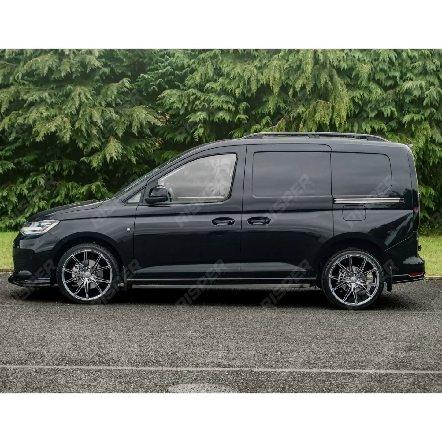 VW Caddy 2021 On SWB Trapezoid Side Bars in Gloss Black