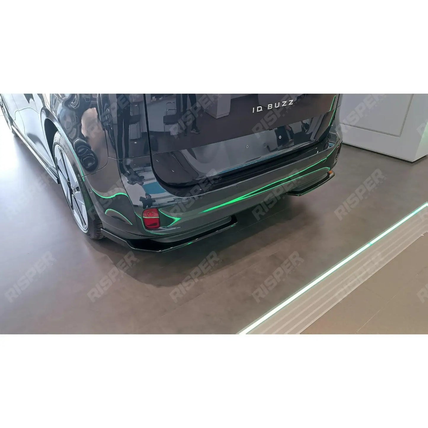 VW ID BUZZ 2021+ - Gloss Black Rear Diffuser Splitter
