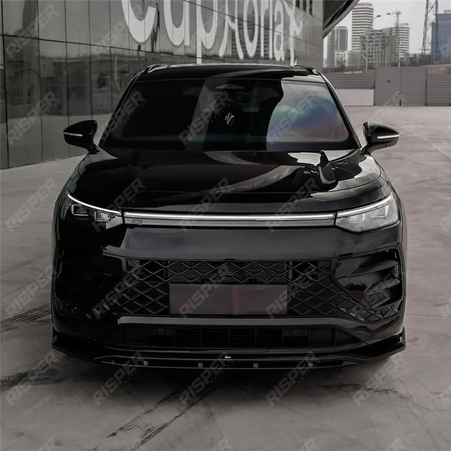 VW Tayron R-Line MK1 2025 On Front Splitter In Gloss Black