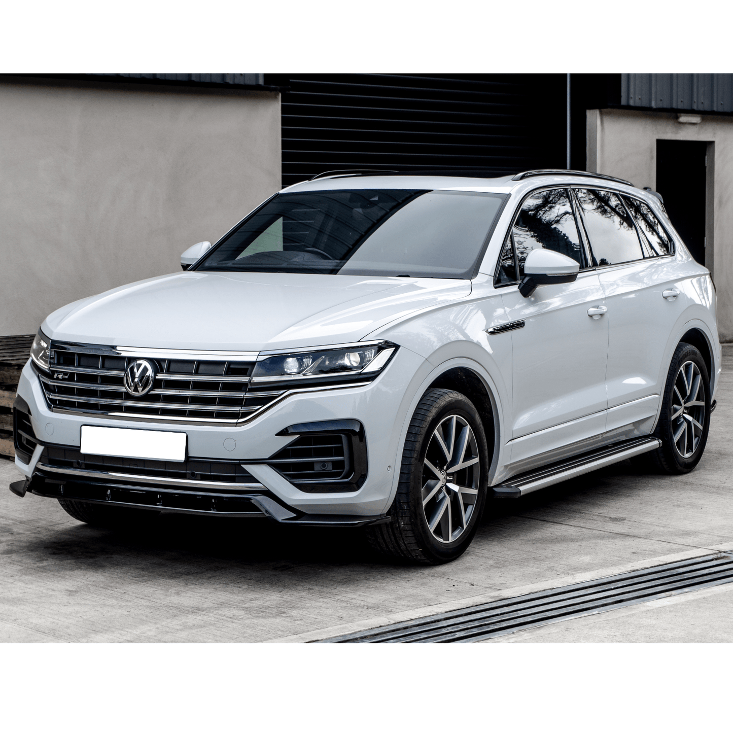 VW Touareg 2019 Onwards - Side Steps Running Boards - TMC Motorsport