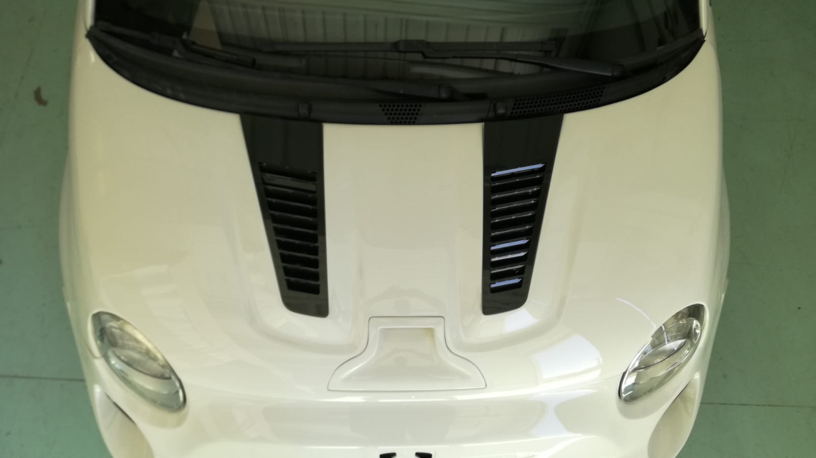 Abarth 500 / 595 / 695 Biposto Style REPLICA BONNET WITH OPTIONAL VENTS - Cadamuro - TMC Motorsport