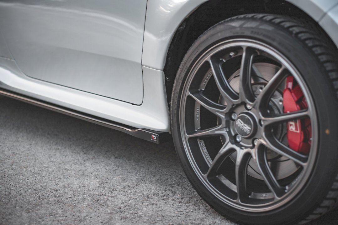 MAXTON DESIGN SIDE SKIRTS DIFFUSERS (+FLAPS) V2 TOYOTA GR YARIS MK4 (2020-) - TMC Motorsport